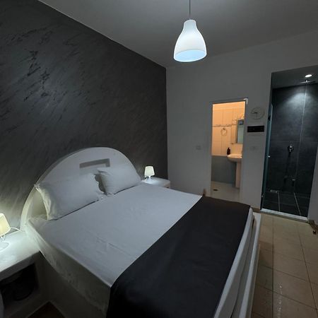Hotel Two Mermaids Ксамил Екстериор снимка