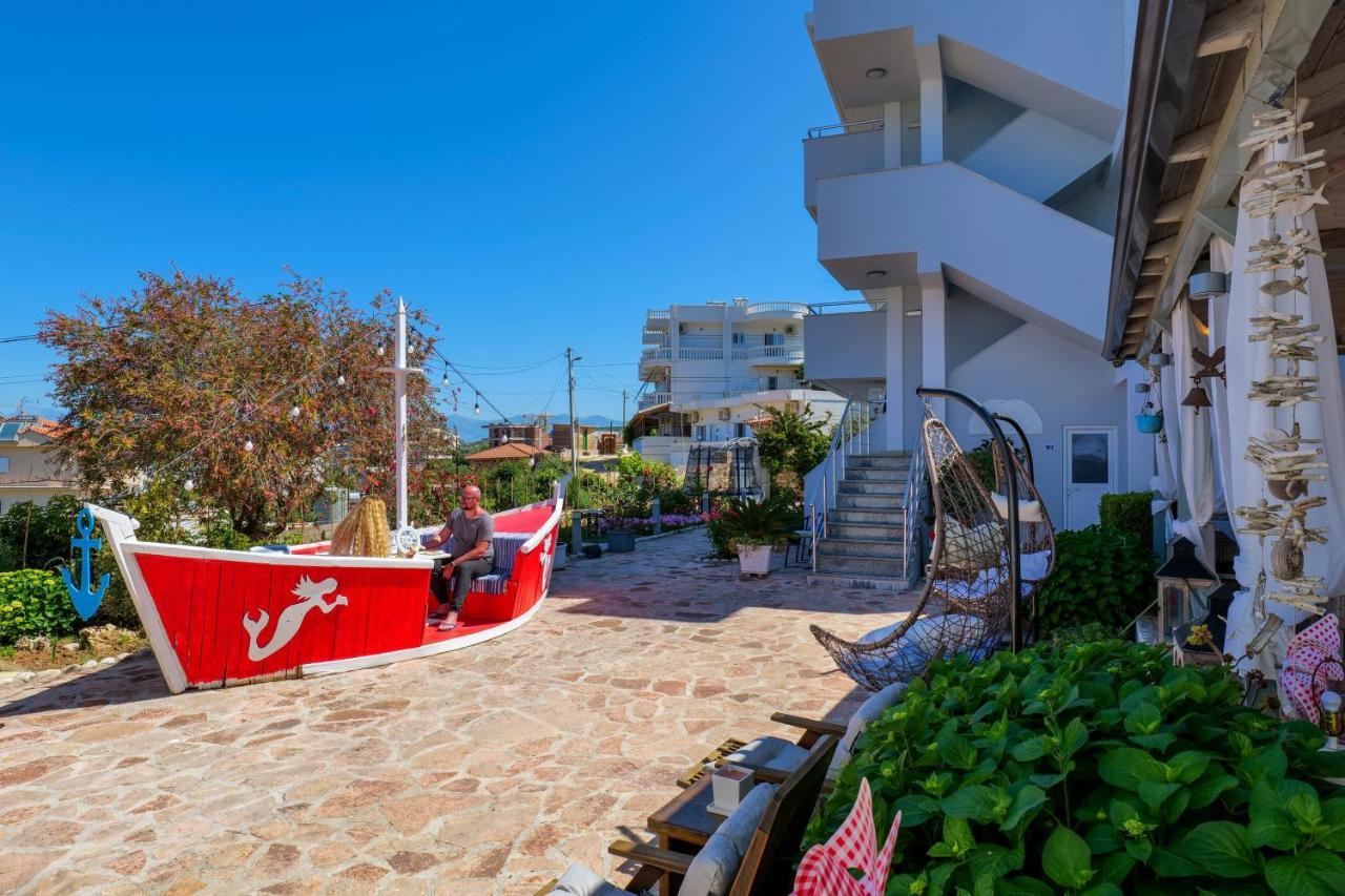 Hotel Two Mermaids Ксамил Екстериор снимка
