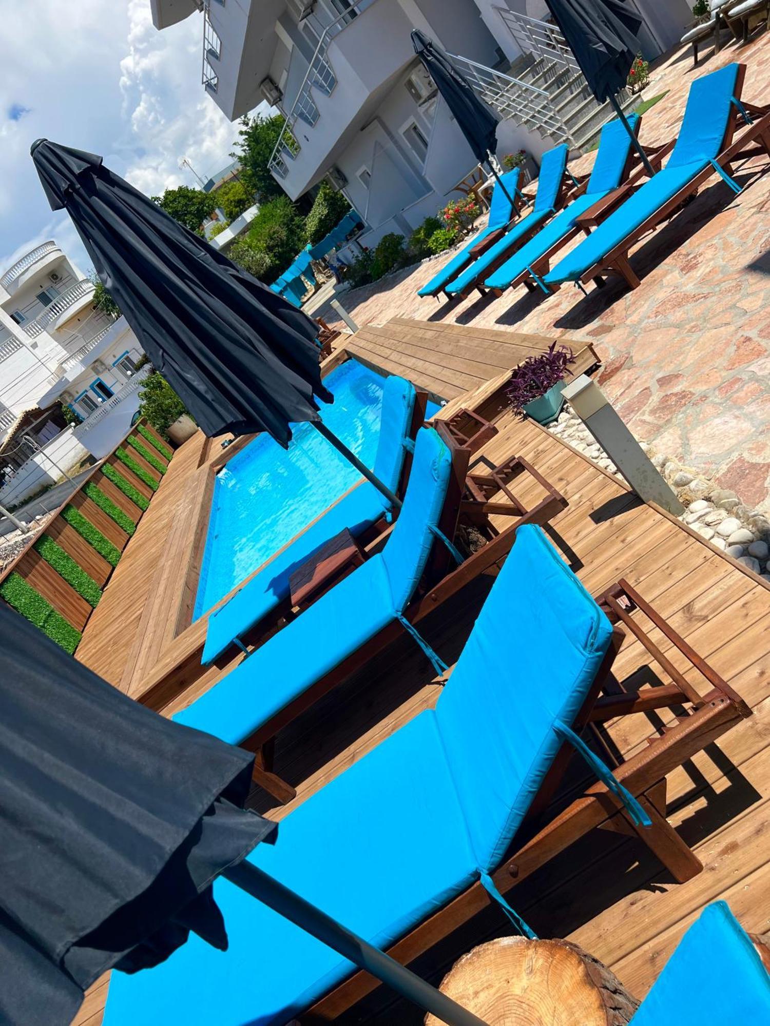 Hotel Two Mermaids Ксамил Екстериор снимка
