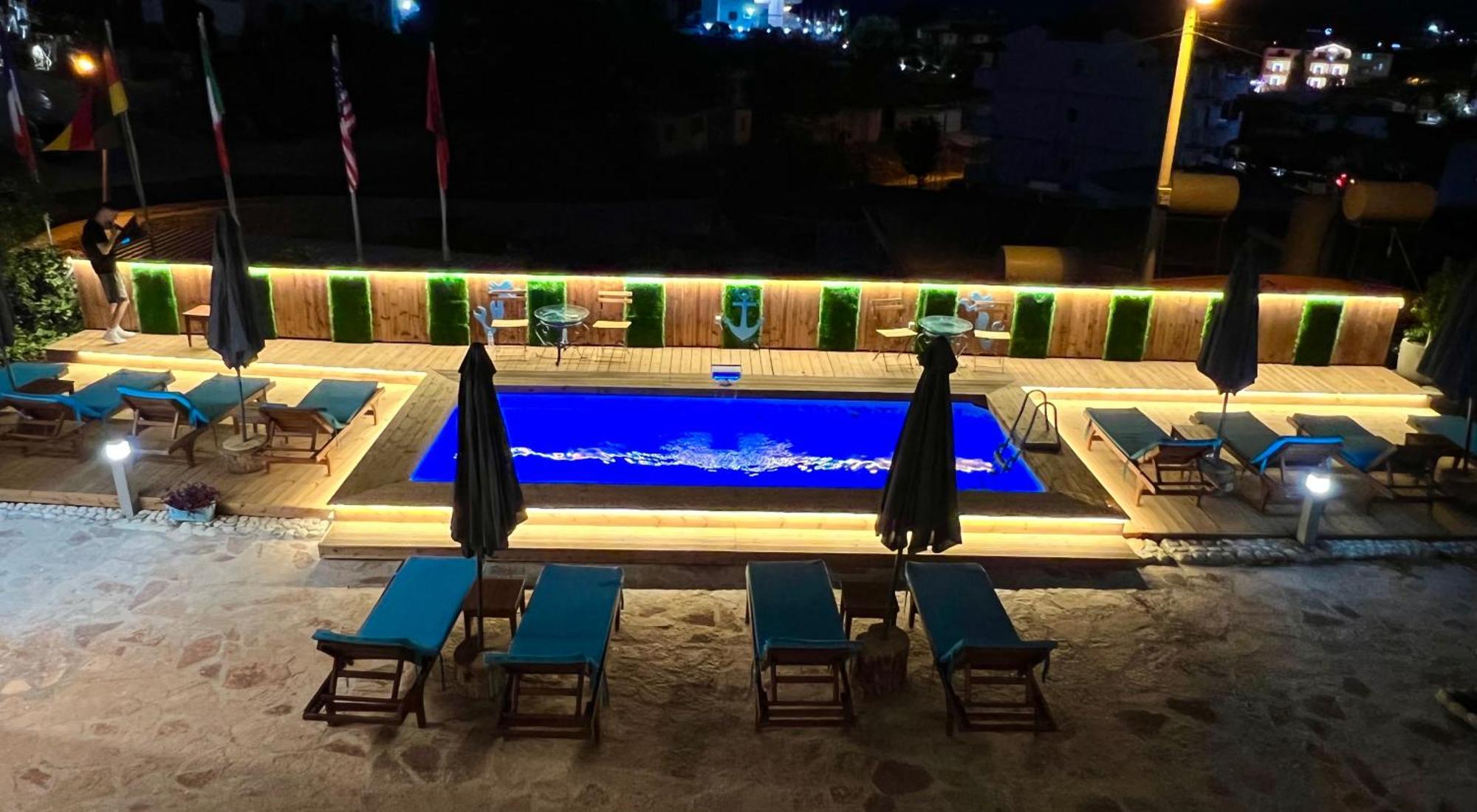 Hotel Two Mermaids Ксамил Екстериор снимка