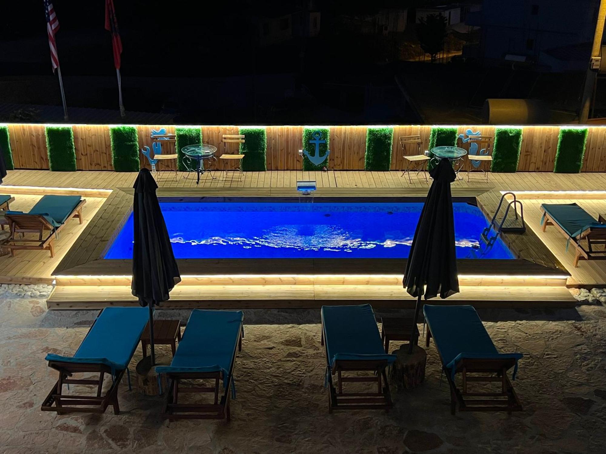 Hotel Two Mermaids Ксамил Екстериор снимка
