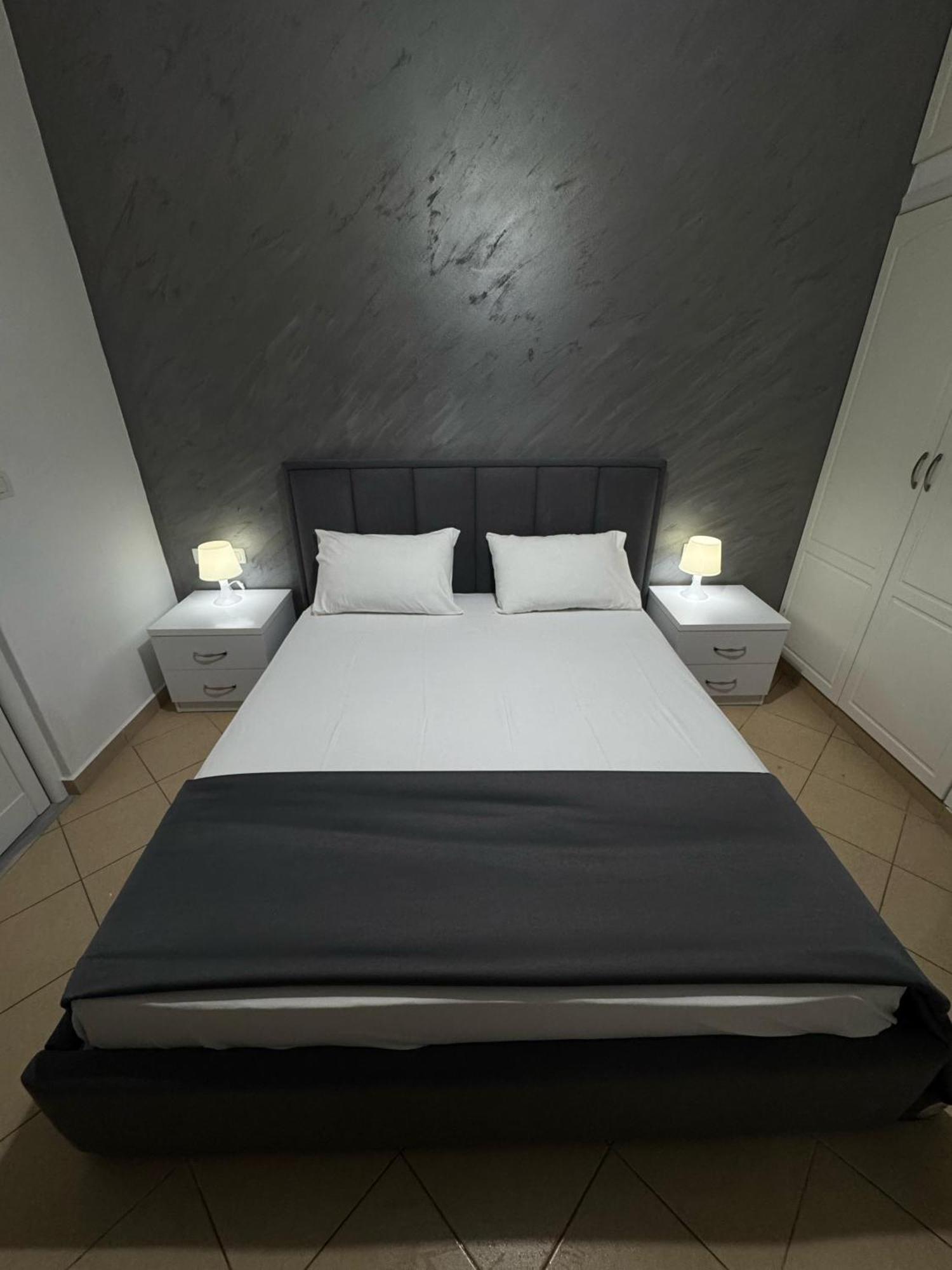 Hotel Two Mermaids Ксамил Екстериор снимка