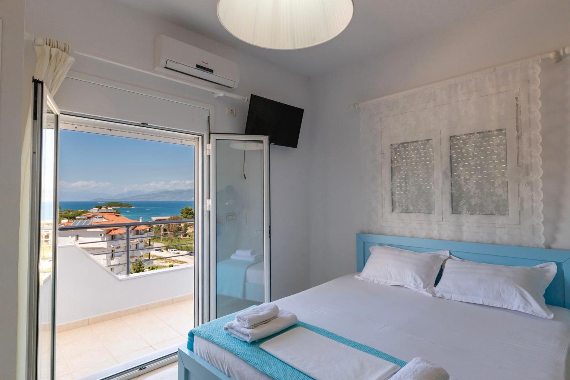 Hotel Two Mermaids Ксамил Екстериор снимка